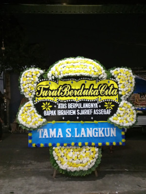 Papan Bunga Duka di Passo